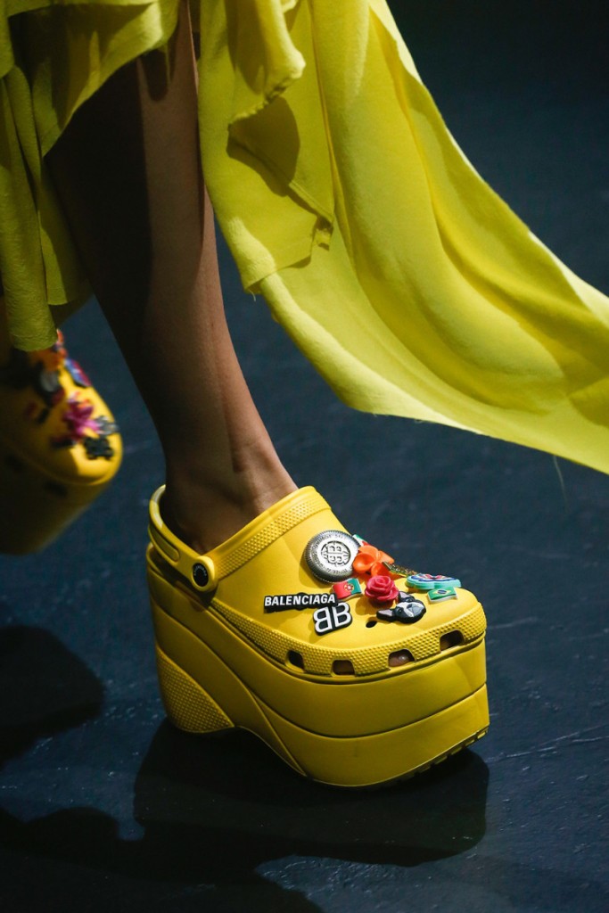 Balenciaga collaborated with Crocs and our eyes are burning - Fashion ...