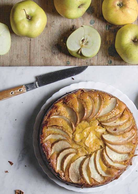 Recipe: Apple, Honey and Walnut Cake