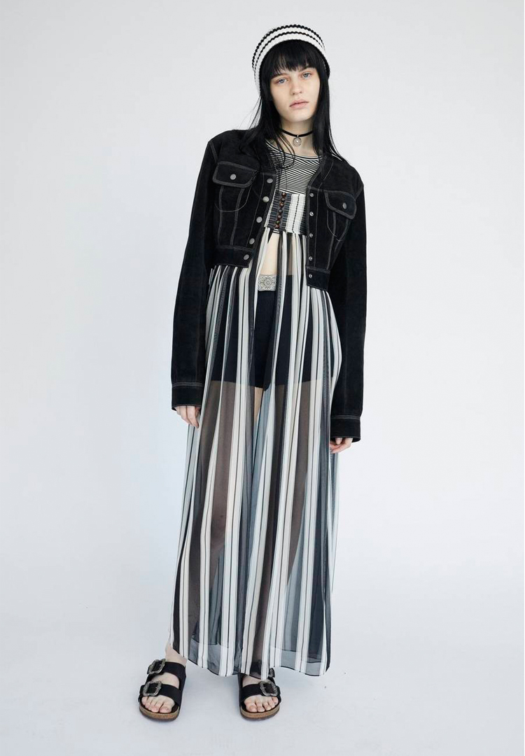 Marc Jacobs is reissuing his controversial 'Grunge' collection from the ...