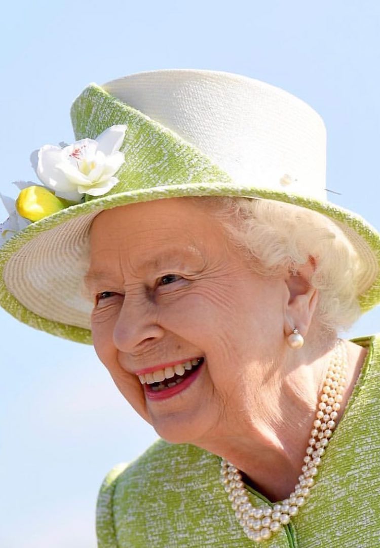 The Queen is hiring a social media manager and sign us up
