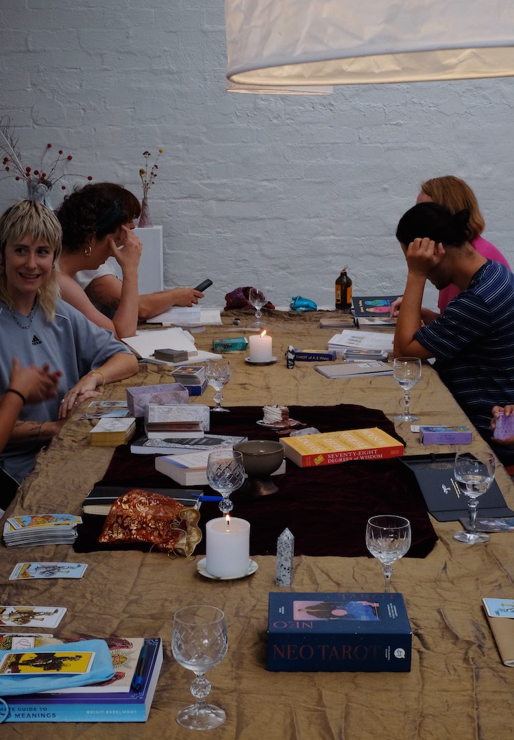 Tarot clubs are a thing, here’s what happens at them