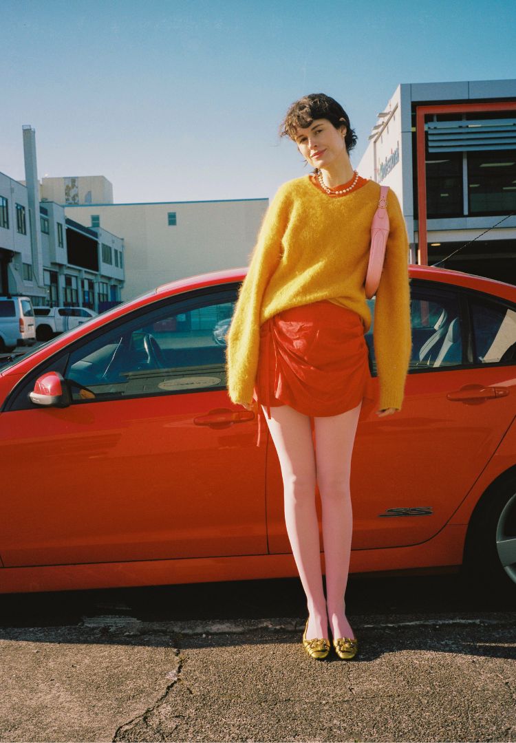 How fashion people are wearing coloured tights