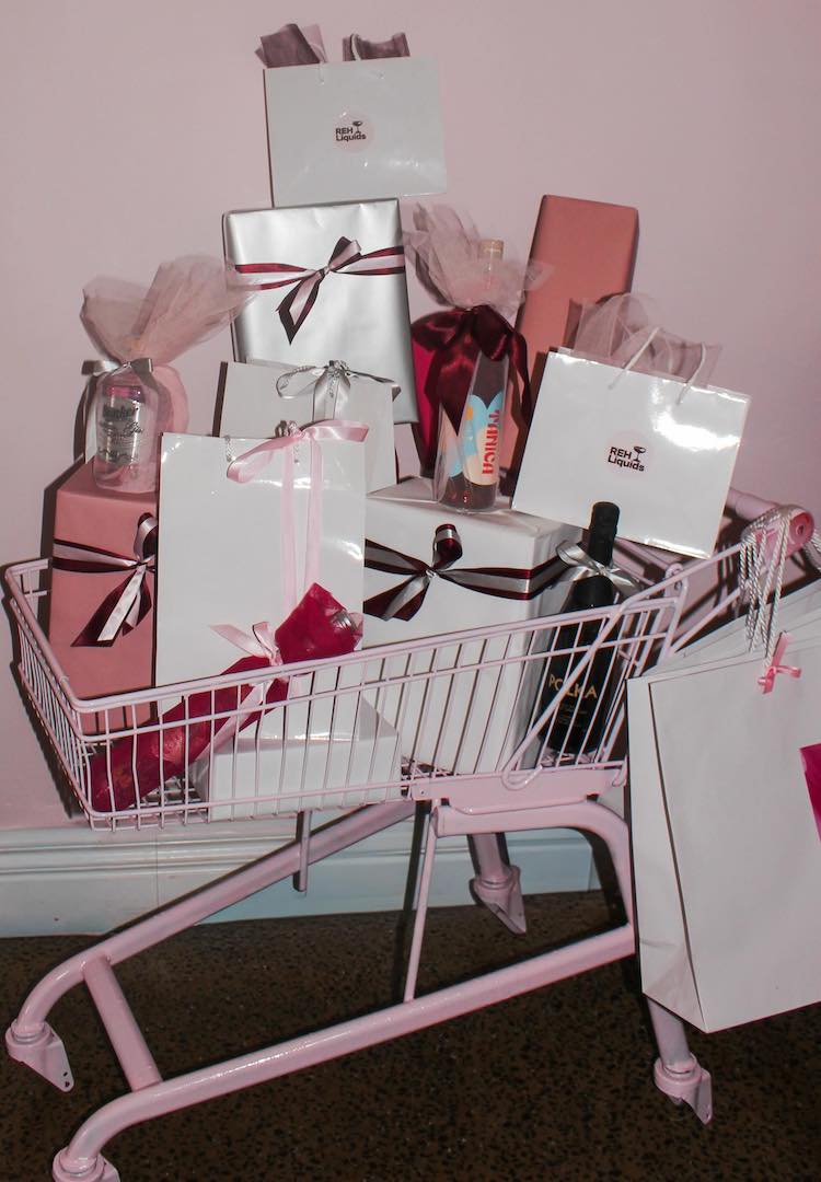 REH Liquids ‘Sip and Shop’ Christmas Market