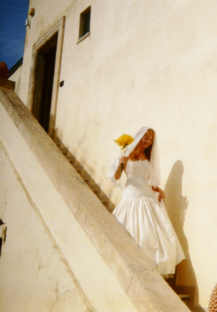 A bride’s guide to wearing vintage at your wedding