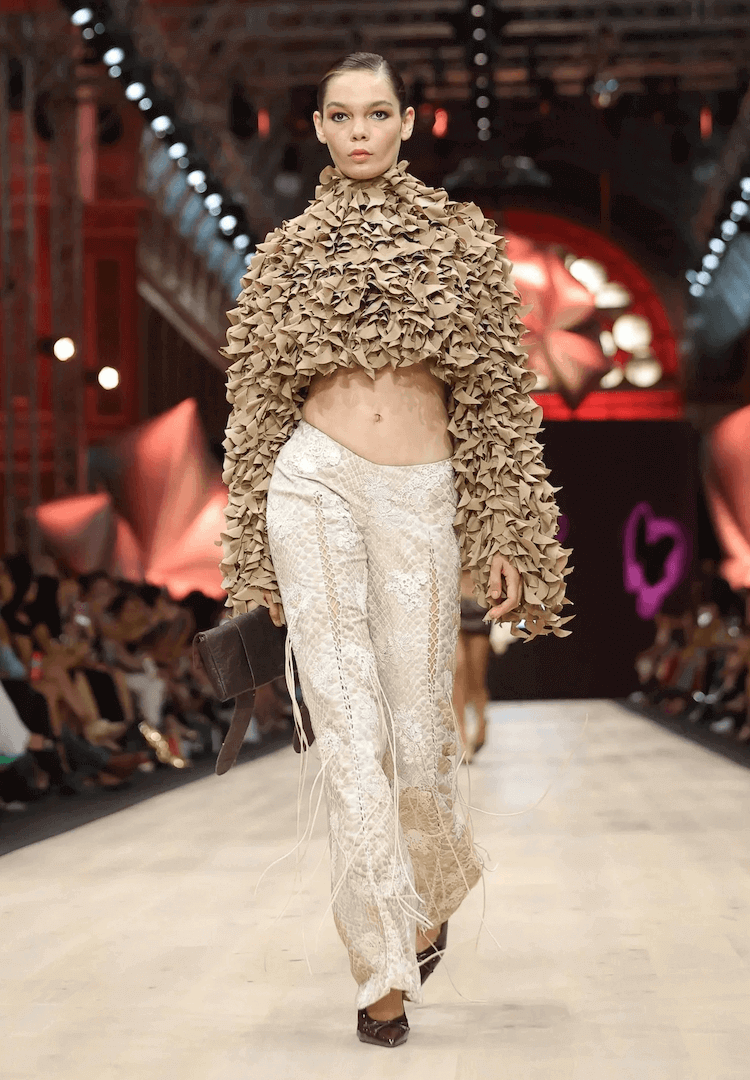 Metamorphosis Runway x Savers