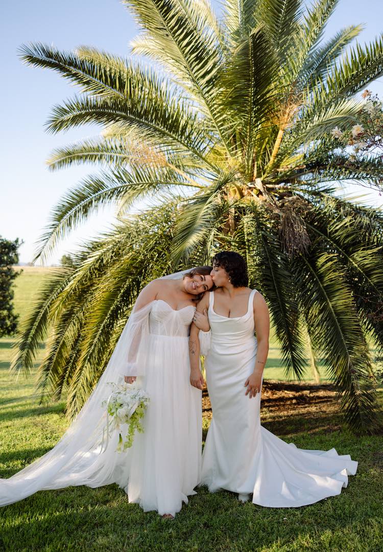 A dual aisle, oyster bar and Costco cake: Inside Brooke and Tleiha’s Hunter Valley wedding