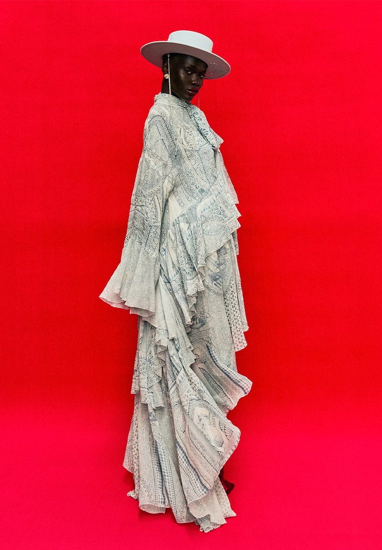 Content Creator and Social Assistant