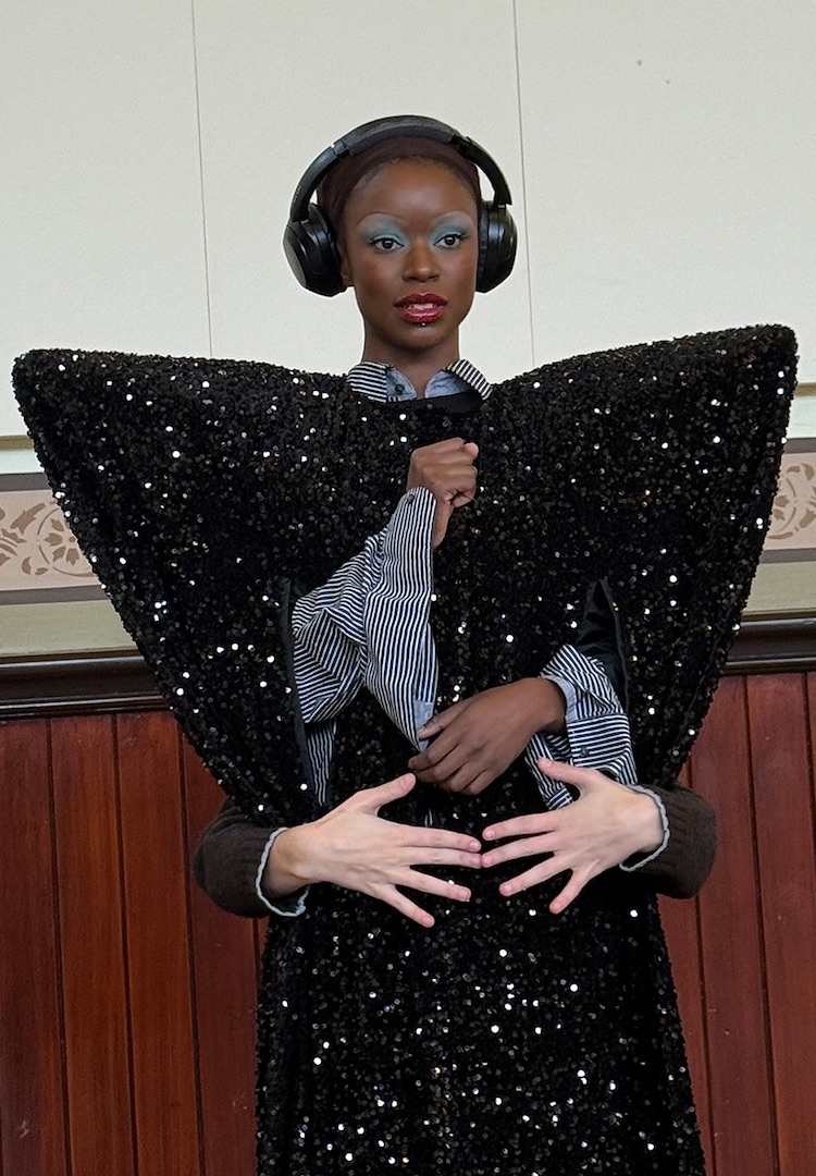 Be Right Back Melbourne Garage Sale