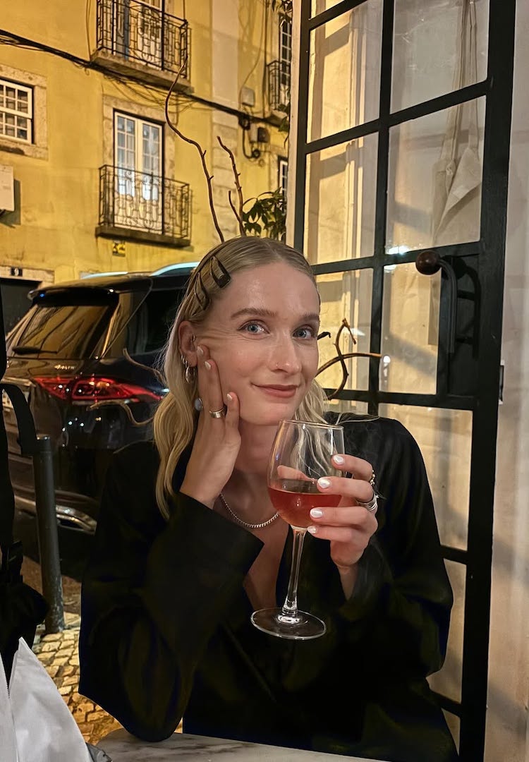 Dee Salmin tackles modern dating and decentring men in her debut book