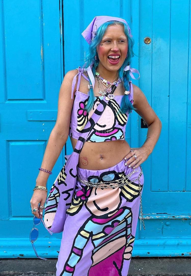 Long live Groovy Chick, the original fashion influencer